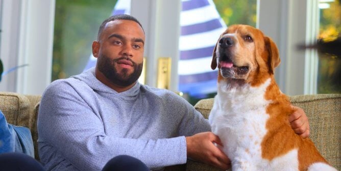 Solomon Thomas and Freddy in PETA anti-chaining video